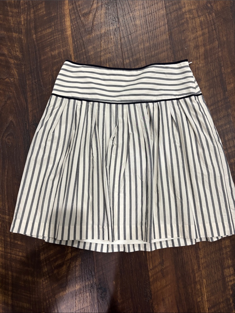 Ann Taylor White Skirt with Navy Vertical Stripes